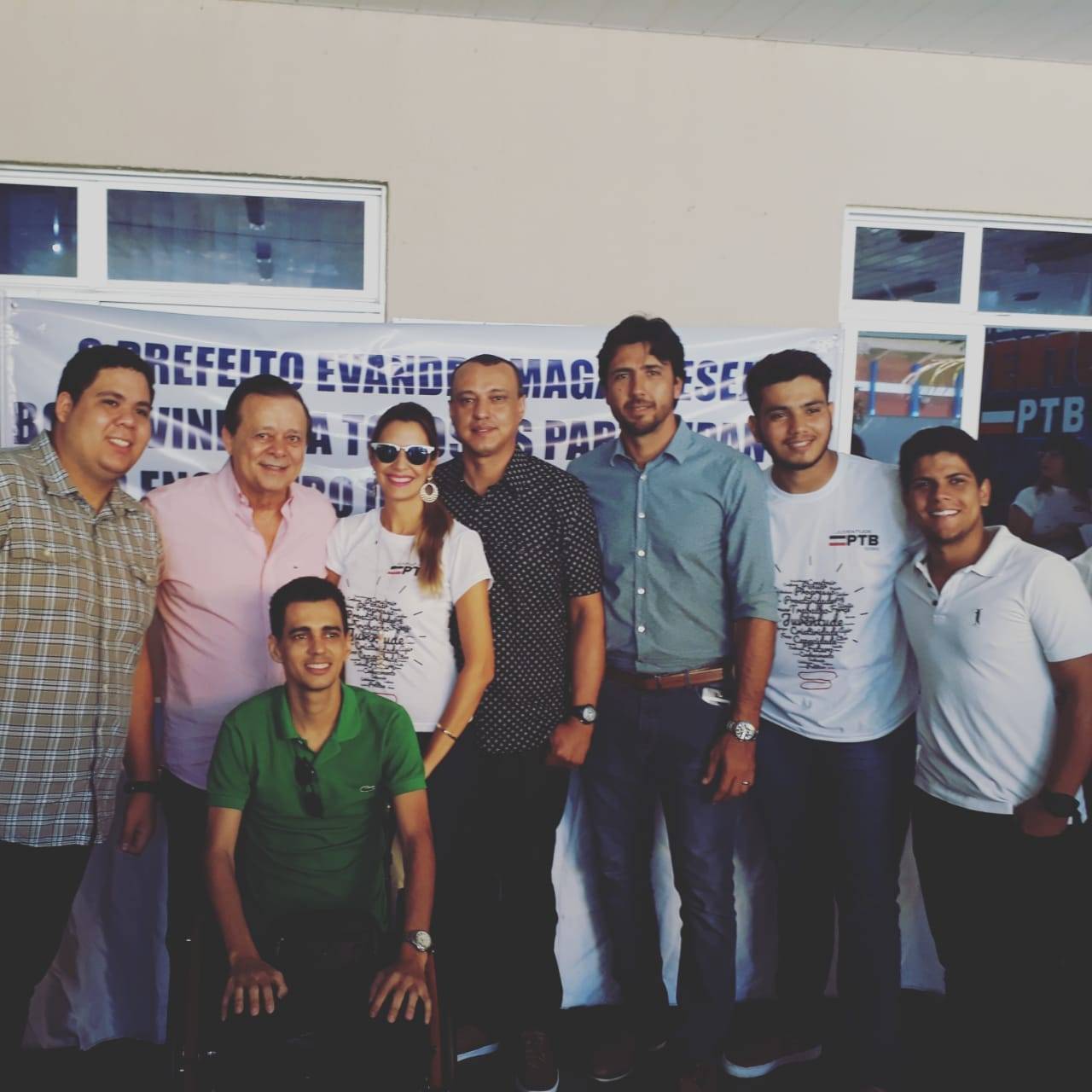 Jovair Arantes, prefeito Paulinho, vereador Danielzinho e lideranças da juventude petebista | Foto: Folha Z