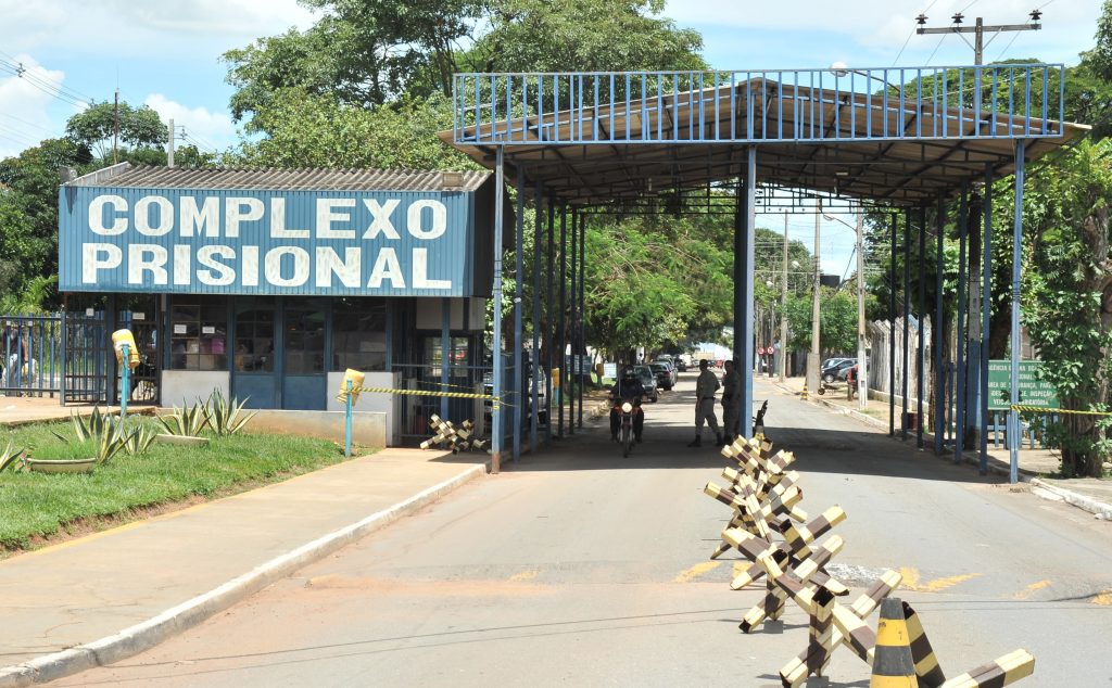 Preso Tenta Subornar Policial Penal R Mil E Recebe Voz De