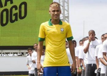 Seleção Brasileira tem canarinho na nova camisa