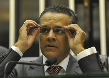 Com 271 votos, o deputado Henrique Eduardo Alves (PMDB-RN) foi escolhido há pouco o novo presidente da Câmara dos Deputados para o biênio 2013/2015