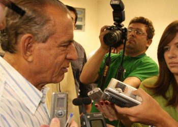 Iris é rejeitado por 24,3% dos eleitores, diante de 21,2% obtidos pelo governador Marconi Perillo (PSDB), candidato à reeleição