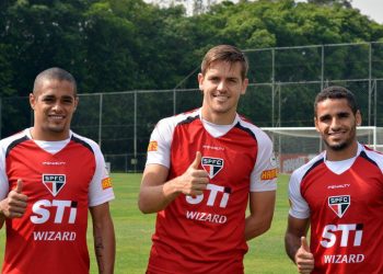 São Paulo vence o Vasco e sai da zona do rebaixamento / Foto:Divulgação