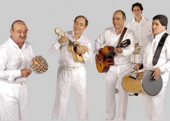 Quarta-feira é dia de samba no Carlota