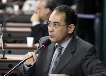 João Paulo Cunha renunciou ao mandato de deputado federal na sexta-feira, 7