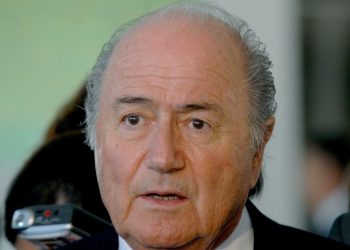 Blatter faz comunicado faltando 100 dias para a Copa do Mundo