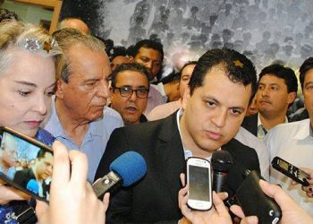 Segundo o vice-prefeito de Goiânia, Agenor Mariano (PMDB), o candidato a governador do PSB não tem nenhuma chance de virar pra cima de Iris