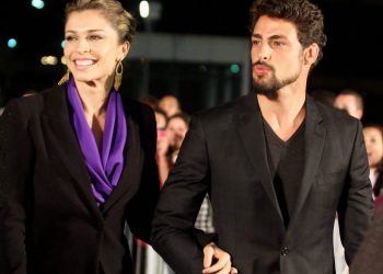 A separação do casal ocorreu por conta de uma suposta infidelidade de Cauã com a, também, atriz Isis Valverde