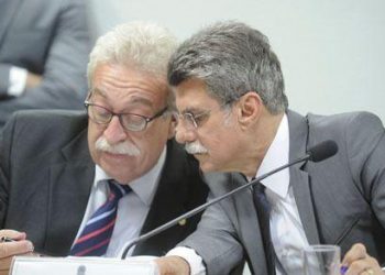 Relator Newton Lima excluiu vários itens para facilitar aprovação, que o senador Jucá espera ocorrer ainda em outubro Foto: Marcos Oliveira