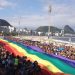 Um dos fundadores da parada, o coordenador do Programa Rio Sem Homofobia, Cláudio Nascimento, lembrou que na primeira edição do desfile, em 1995, havia apenas duas mil pessoas e que muitas usavam máscaras com vergonha de se expor