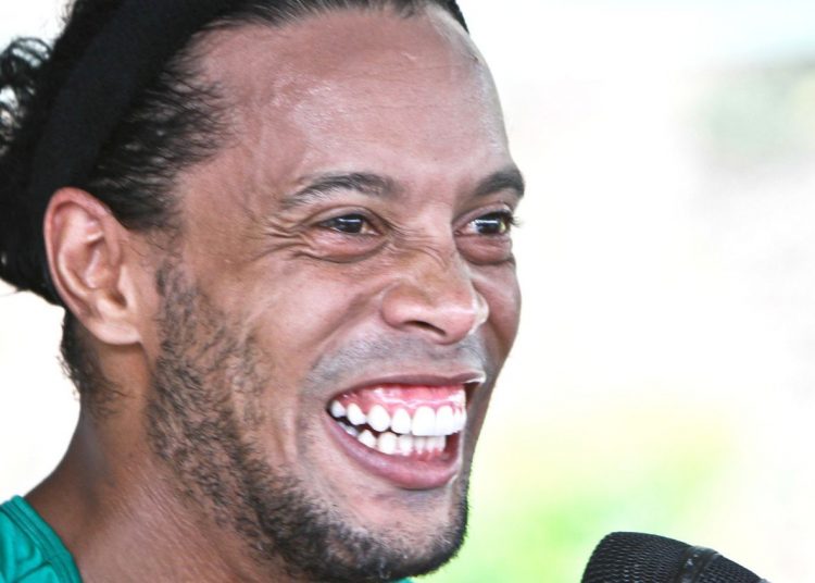 Ronaldinho Gaúcho terá que pagar indenização de R$800 mil