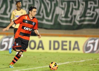 Chicão, aos 33 anos, foi dispensado pelo Flamengo