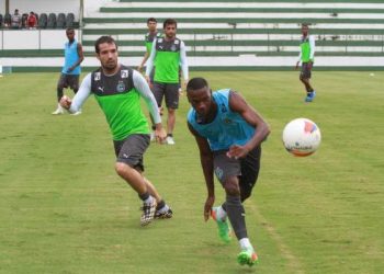 Último treino do Goiás antes do jogo contra a Aparecidense (Foto: Site Goiás)