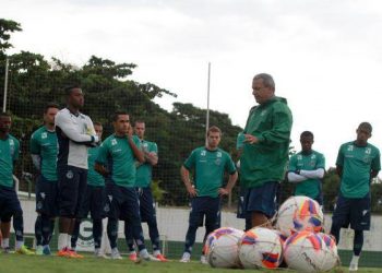 Último treino do Goiás antes da decisão (Foto: Site Goiás)