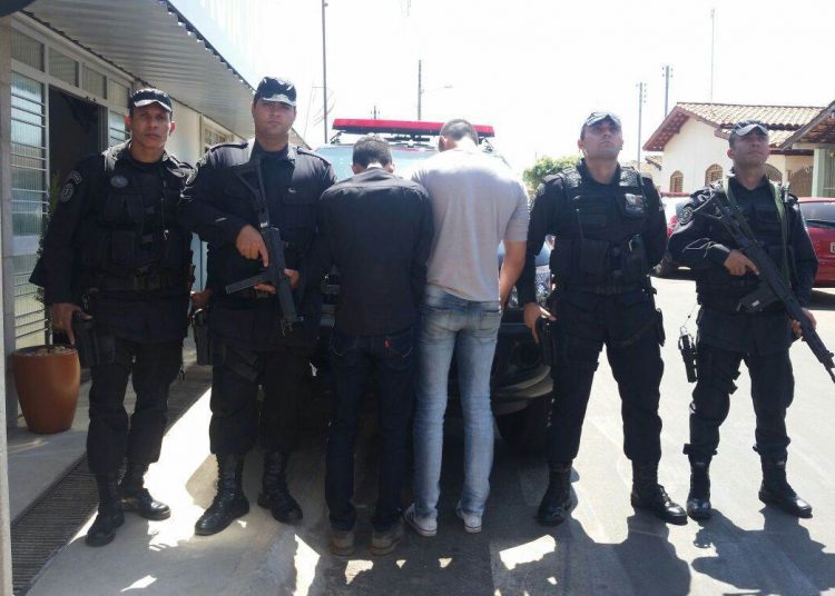 Suspeitos presos pelo Bope (Foto: Divulgação PM)