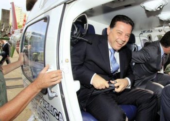 O governador realmente não brinca em serviço quando o assunto é deslocamento aéreo / Foto: divulgação