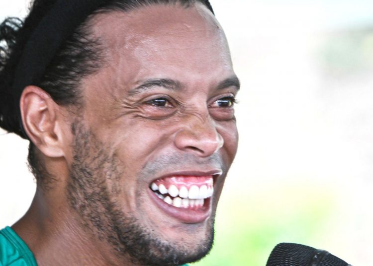 Festas de Ronaldinho atrapalham gravações da série Mister Brau