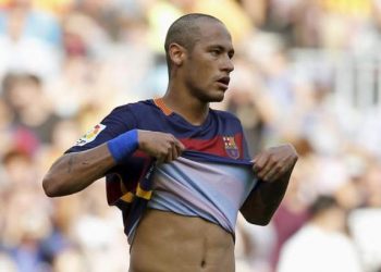 Neymar tem mais três anos de contrato com o Barça
