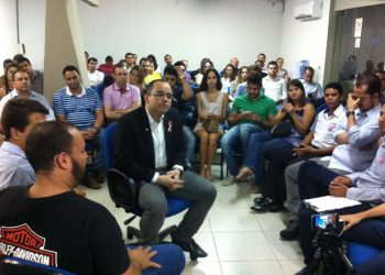 Fábio Sousa é sabatinado por jovens do PSDB