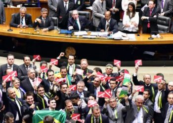Deputados decidirão sobre impeachment de Dilma (Foto: Reprodução)