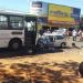 Um jovem de 26 anos invadiu a pista contrária e bateu de frente com um ônibus na manhã de hoje (25) | Foto: Guilherme Coelho
