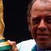 Capitão do tricampeonato da seleção brasileira na Copa do Mundo de 1970, o ex-lateral Carlos Alberto Torres morreu aos 72 anos nesta terça-feira (25) | Foto: Reprodução