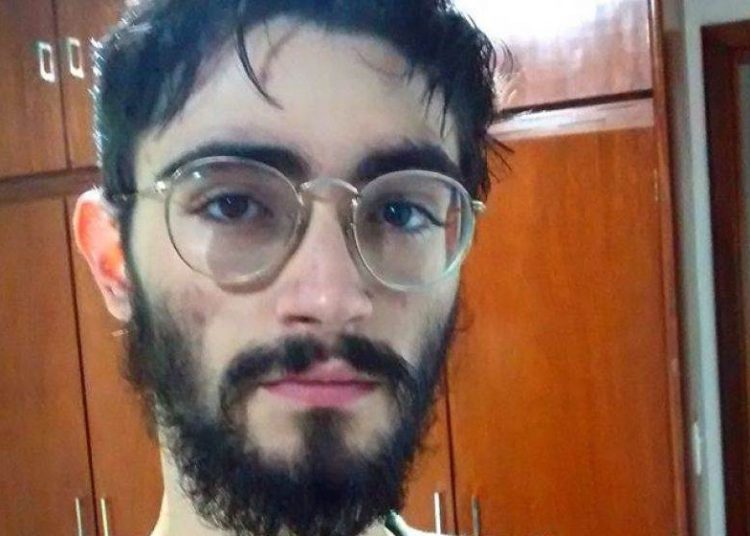 Estudante universitário e militante, Guilherme Silva Neto foi morto pelo próprio pai em Goiânia | Foto: Reprodução/Redes Sociais