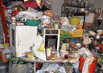 Lixo dentro de casa | Wagner Morente/Prefeitura de Limeira