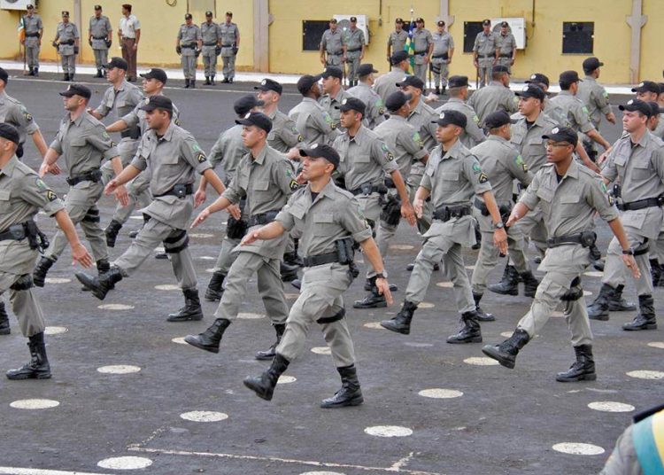 MP considera jornada de trabalho de policiais militares excessiva | Foto: Reprodução/Facebook PMGO