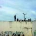 Rebelião: Detentos nos muros da Penitenciária de Alcaçuz, no Rio Grande do Norte