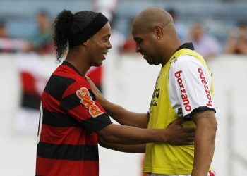 ronaldinho-versus-adriano