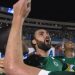 Goiás | Léo Gamalho comemora com os companheiros o gol da vitória sobre o Flu | Foto: divulgação