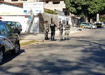 Assaltantes fizeram reféns em residência na Rua C-247, no Jardim América | Foto: Folha Z