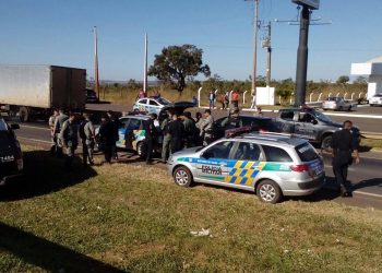 Assaltantes foram interceptados por equipe da PM em operação na cidade de Anápolis | Foto: Reprodução