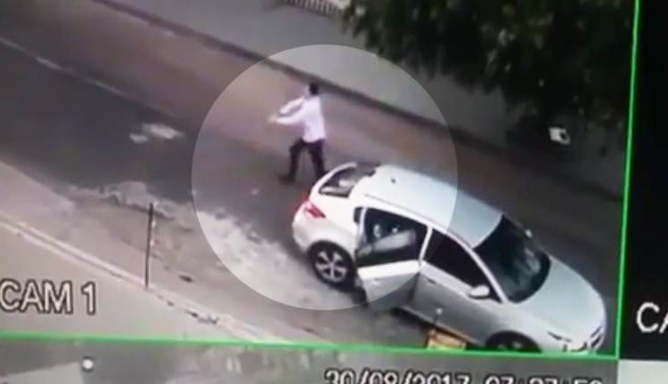 Criminosos chegam em Cruze, avaliado em R$ 90 mil, para roubar Fiat Palio | Foto: Câmeras de Vigilância