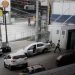 Criminosos fortemente armados renderam clientes e funcionários em agência da Caixa Econômica no Parque Anhanguera, em Goiânia | Foto: Reprodução