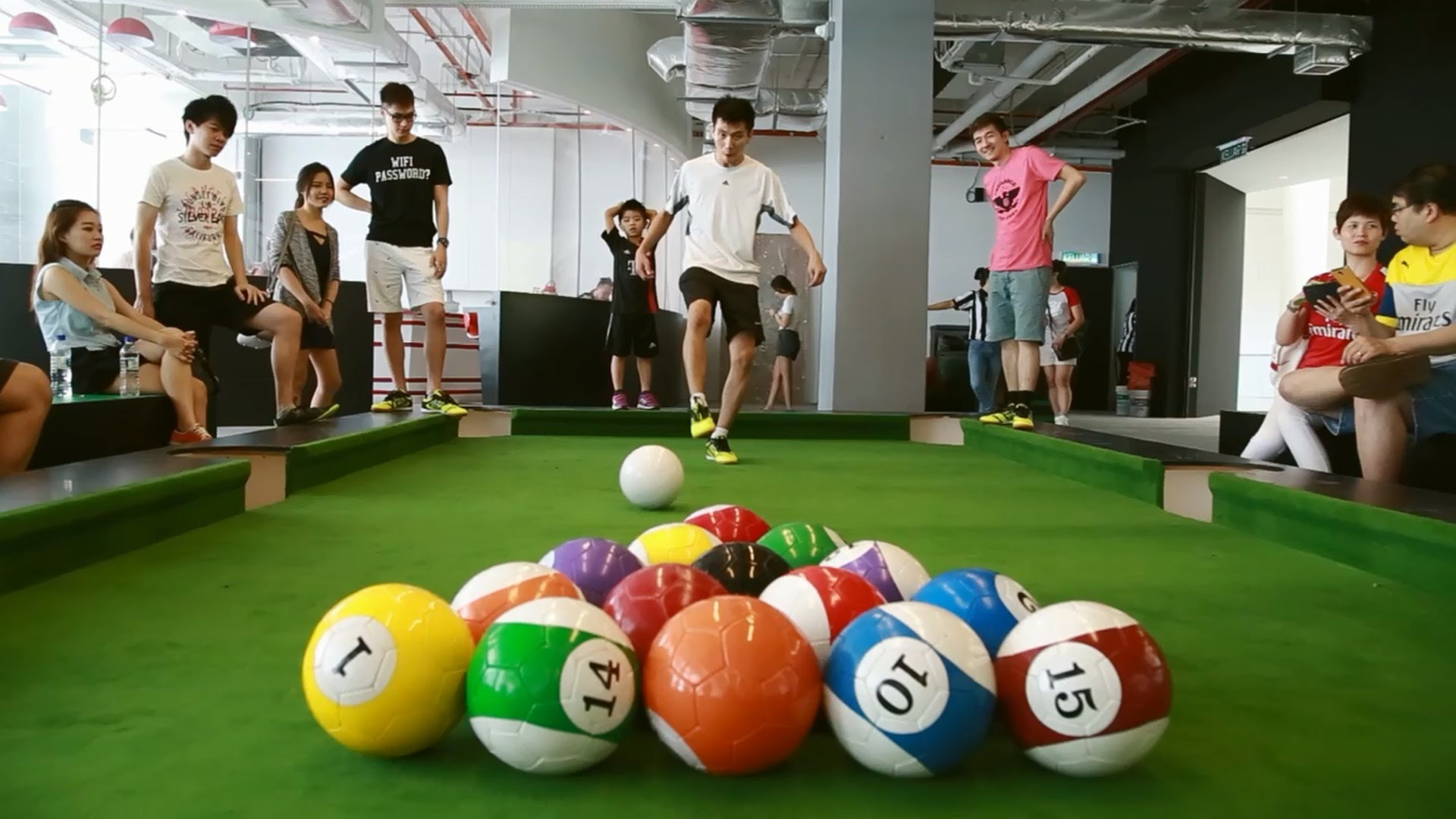 Snookball: jogo que mistura futebol e sinuca vem a Goiânia pela 1ª vez