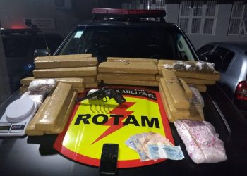 Polícia encontrou 45 kg de maconha no Jd América | Foto: Divulgação/PM