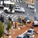Motorista perde controle e derruba poste no Jardim Europa | Foto: Leitor / Whatsapp