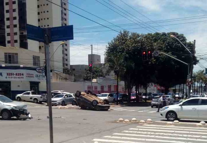 Capotamento Avenida T-7 Goiânia