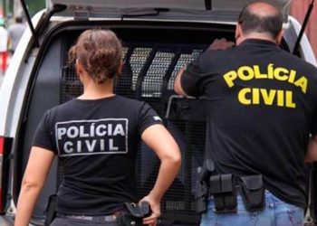 Diante dos fatos, os policiais encaminharam o casal para a delegacia