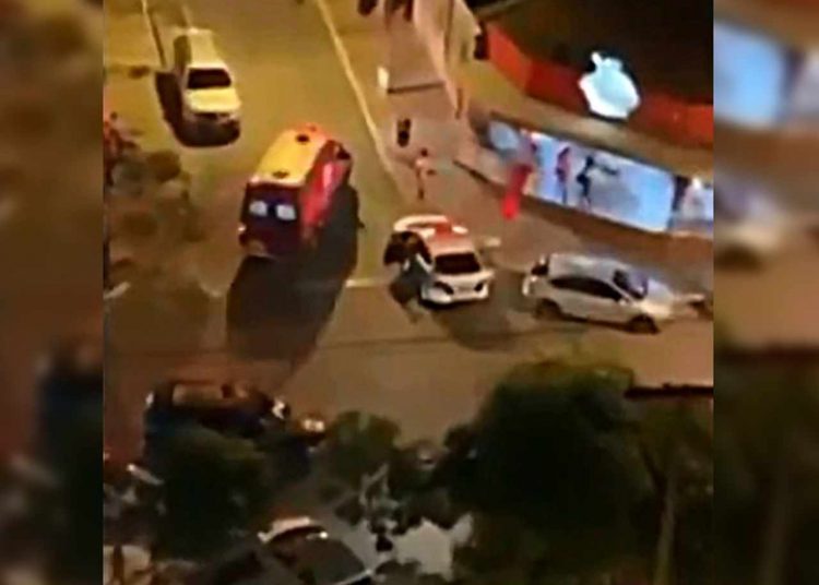 Briga de trânsito entre policiais tiroteio Goiânia
