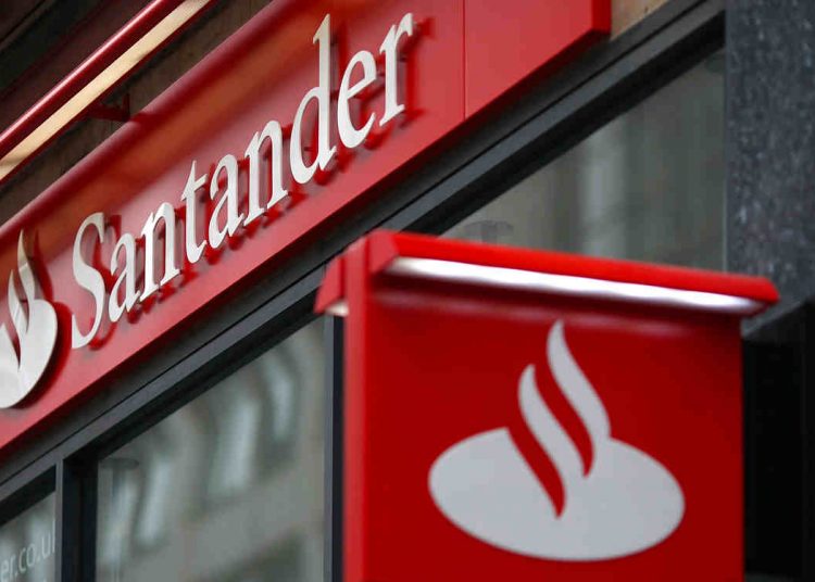 Santander vaga de emprego Goiânia
