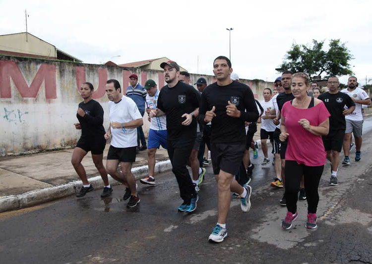 Prefeito fala sobre perda de peso em corrida por Aparecida | Foto: Enio Medeiros