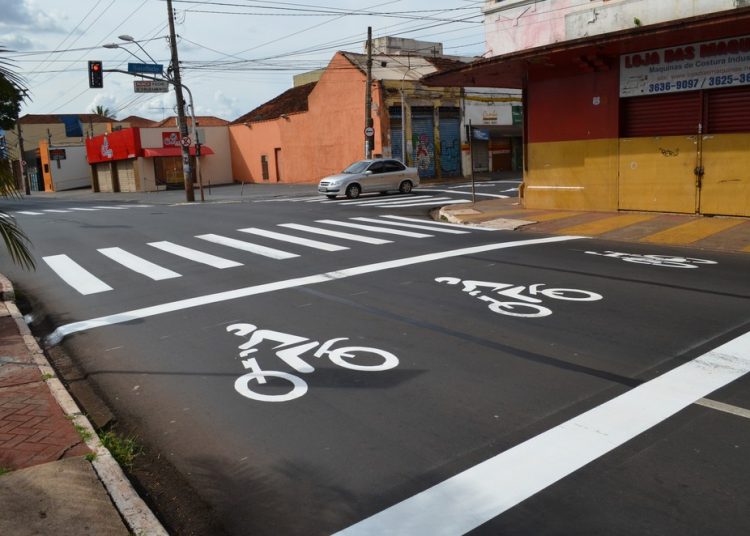 Projeto Frente Segura será implantado no trânsito de Aparecida de Goiânia | Foto: Reprodução / Rodolfo Tiengo / G1