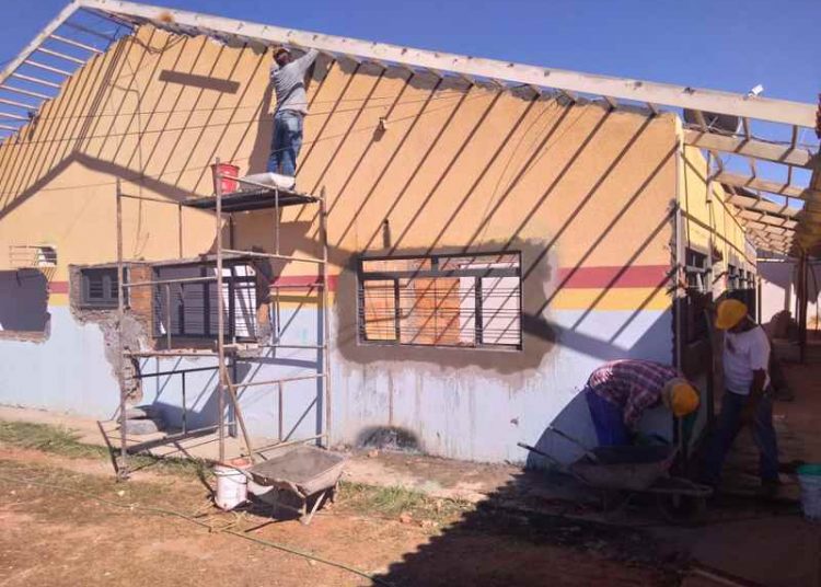 Escola Municipal Olentino Xavier em obras de reconstrução após explosão | Fotos: Folha Z
