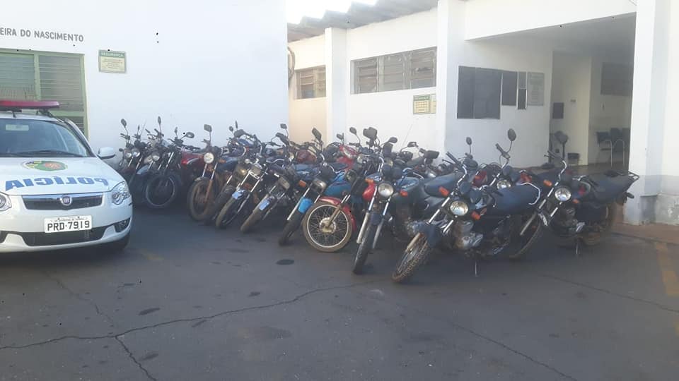 PM apreende motos no fim de semana em Aparecida - pm apreende motos em aparecida 2