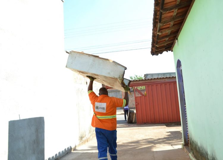 Cata-Treco recolhe camas, colchões, geladeiras e todos o tipos de móveis em Goiânia | Foto: Divulgação