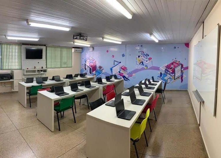 Escola pública em Aparecida ganha laboratório de informática com acesso ao Google for Education | Foto: Divulgação