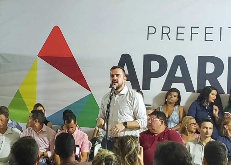 Gustavo Mendanha revelou que vai comemorar seu aniversário no Cidade Livre durante lançamento de praça no setor | Foto: Folha Z