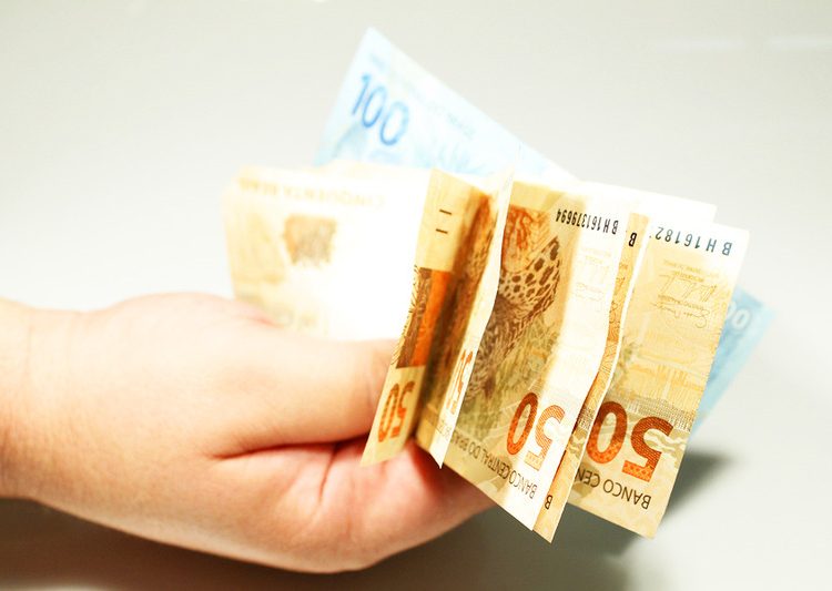 Dinheiro | Foto: Marcos Santos/USP Imagens